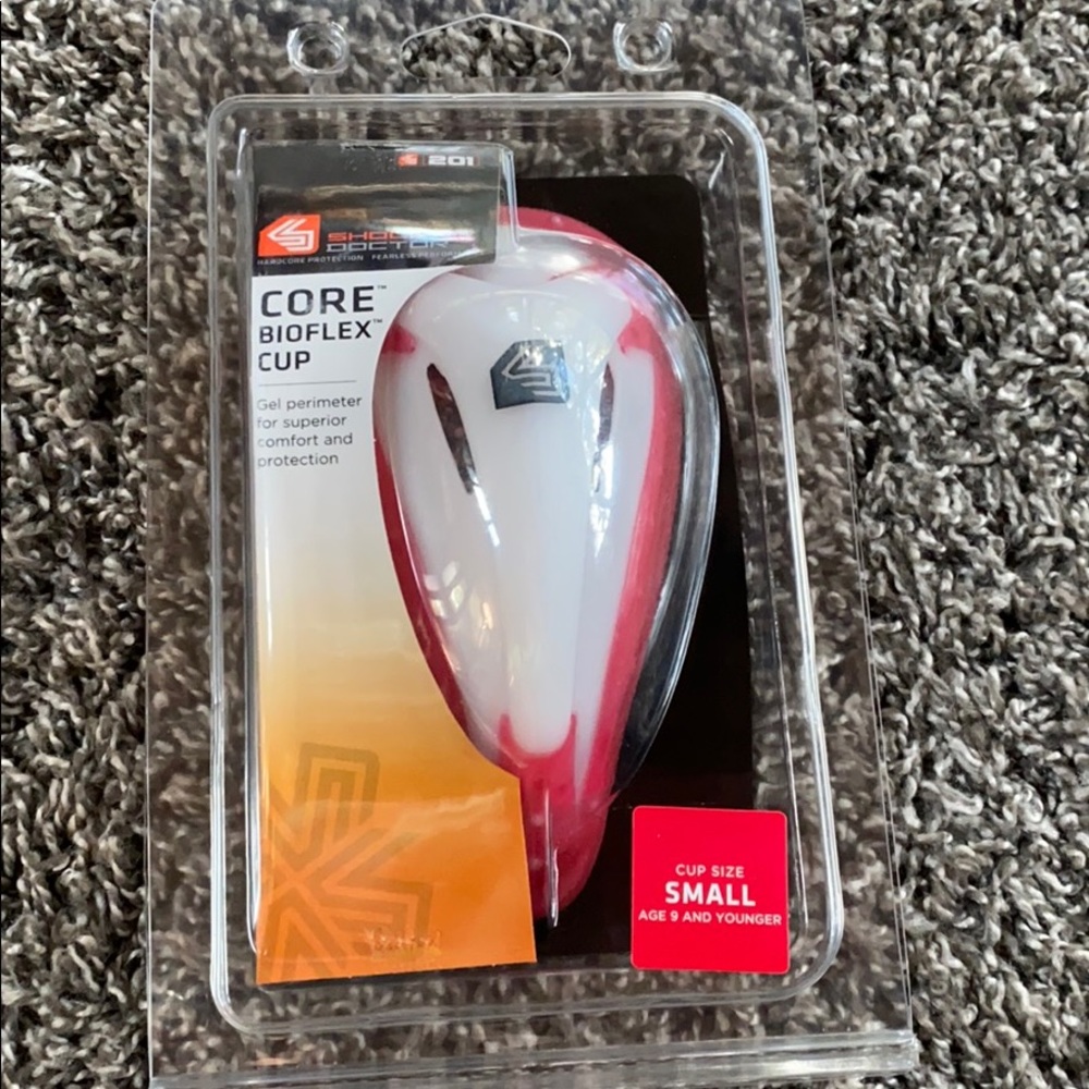 Small boys bioflex cup *NWOT*
